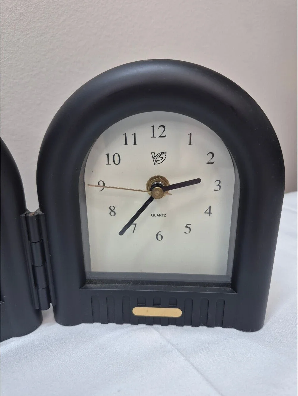 Sector Black Folding Desk Clock with Chick Picture Frame J61